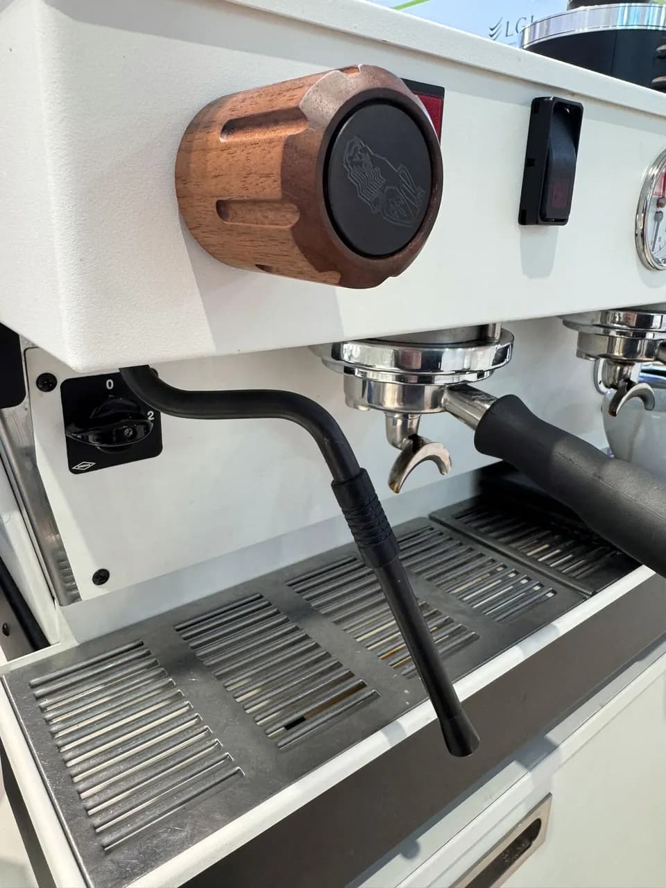 Technischer Aufbau einer Coffee Bar vor einer Kongressveranstaltung